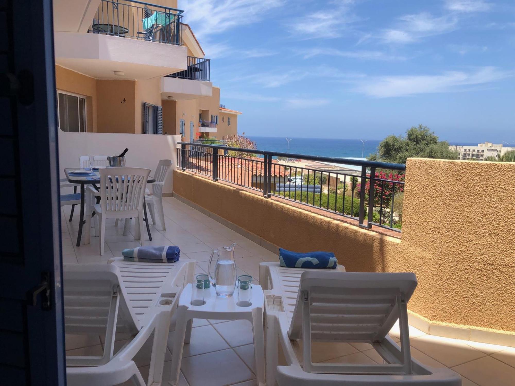Kings Palace - Stylish 2 Bed Apartment With Sea Views Paphos Exterior photo