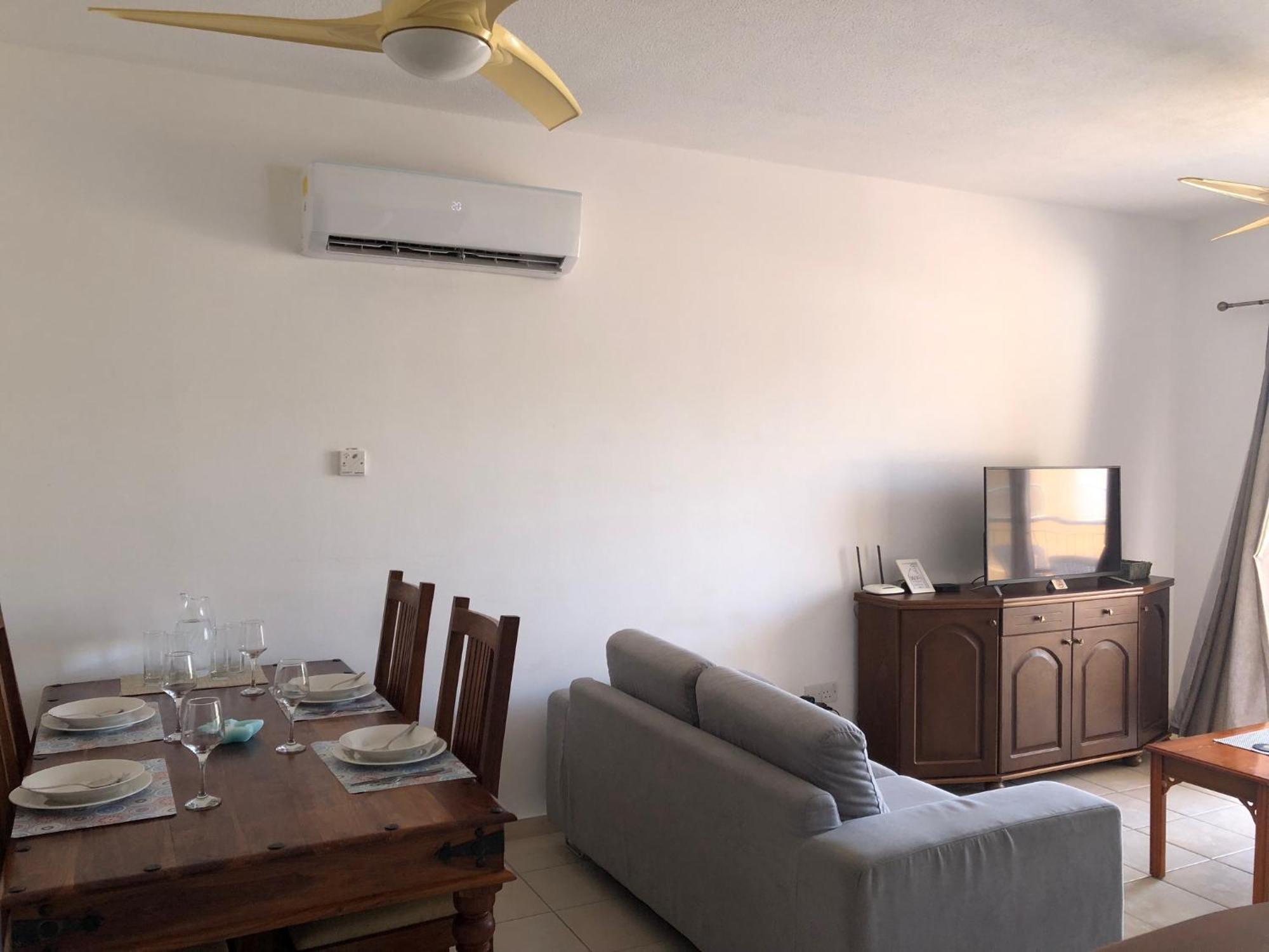 Kings Palace - Stylish 2 Bed Apartment With Sea Views Paphos Exterior photo